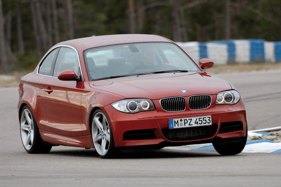  BMW 135i 2010 года  (фото 47 из 62)